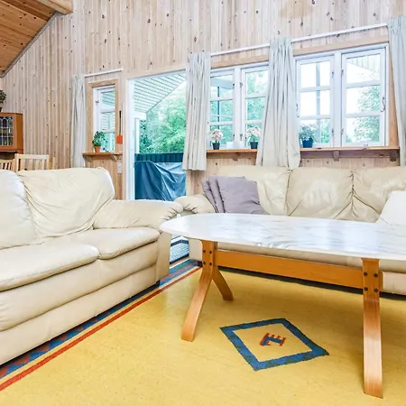 Holiday home 6 Person In Glesborg-by Traum