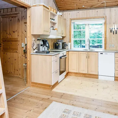 Holiday home 6 Person In Glesborg-by Traum *