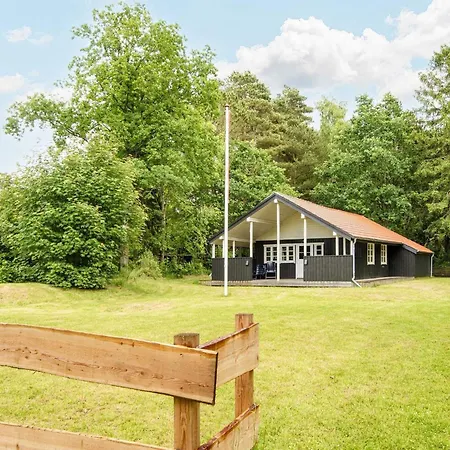 Holiday home 6 Person In Glesborg-by Traum *