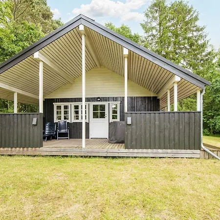 6 Person In Glesborg-by Traum